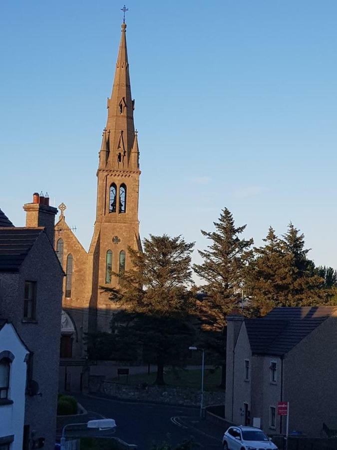 Spire View Townhouse Villa Ballycastle Exteriör bild